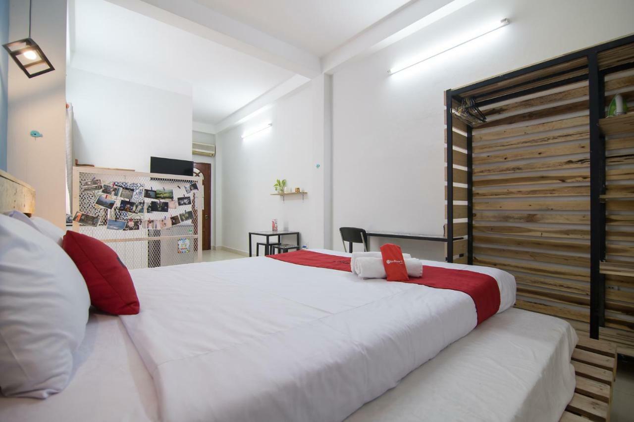 Guest house Reddoorz Near Gem Center