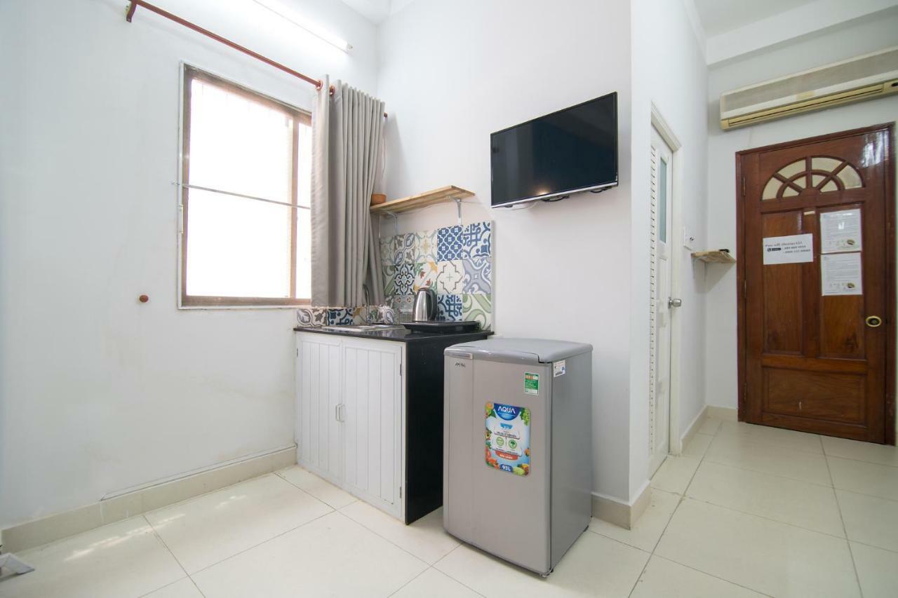 Guest house Reddoorz Near Gem Center 2*